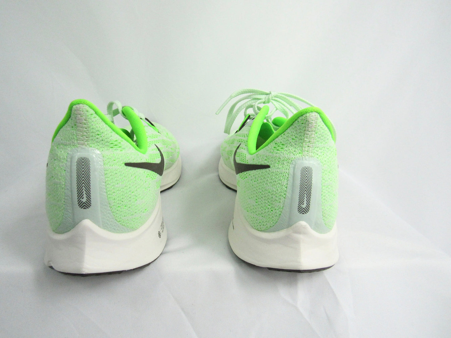 NIKE Run Sneakers - Size 10.5